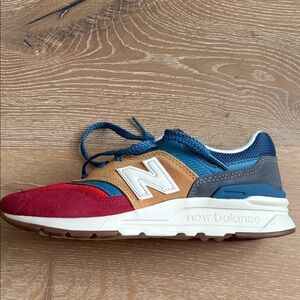 New Balance 997h Brand New Never Worn Size 6US